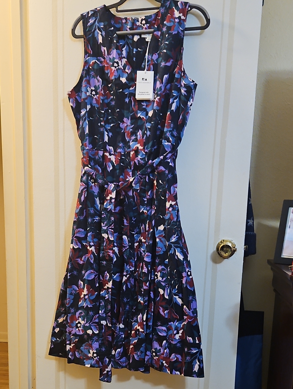 Free Assembly NWT Sleeveless Floral Midi Dress Self-Tie Belt in Navy and Purple